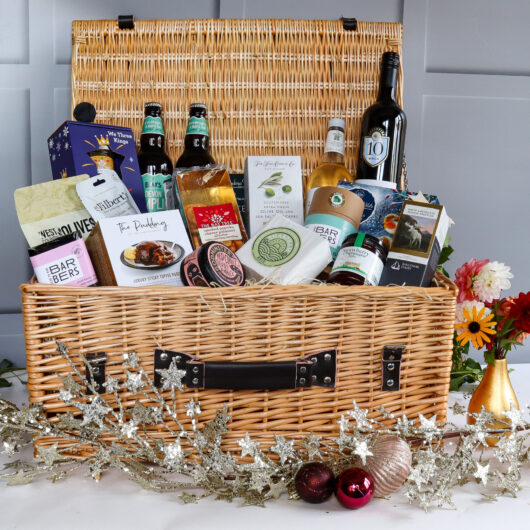 A Taste of Christmas Family Hamper - Wicker Hamper