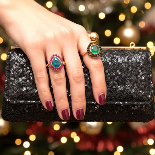 Tonia Makri - Ring With Azurmalachite & Rhodolites | Anthos